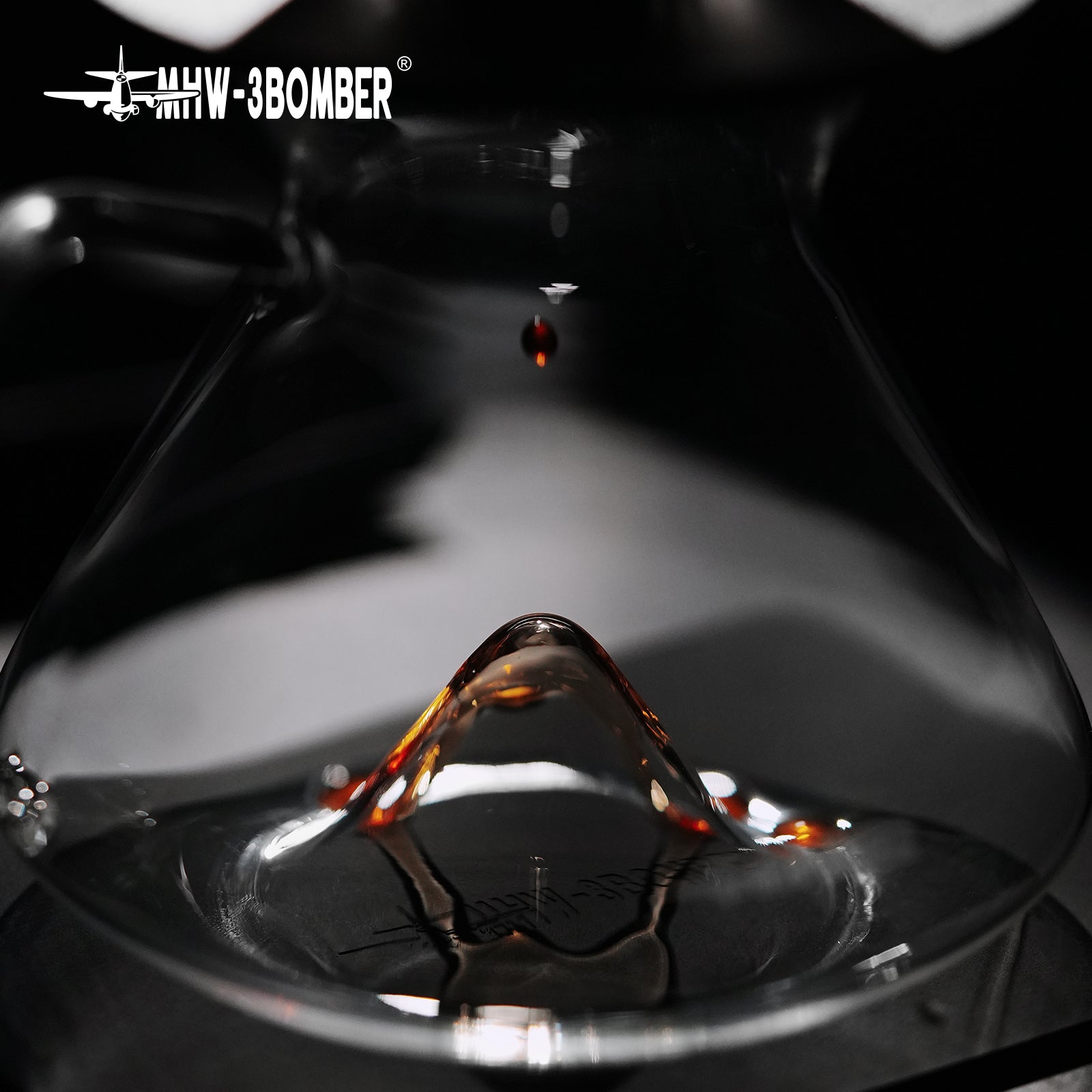 MHW-3BOMBER Hill Coffee Server