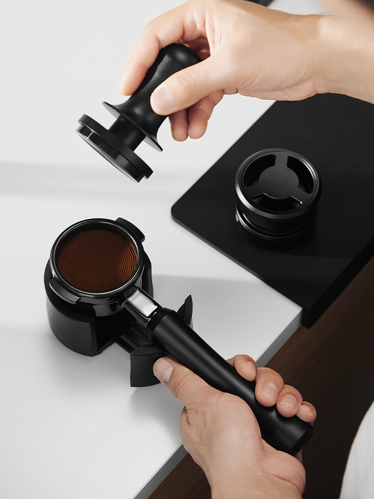 MHW Astra Series Bottomless Portafilter 58mm Black