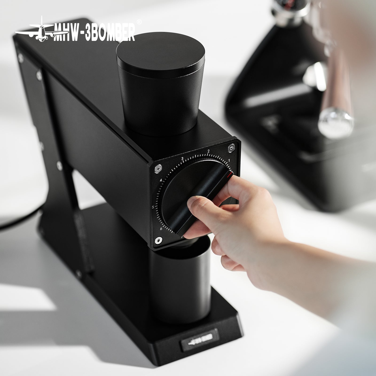 MHW-3BOMBER F74 Navigator Electric Coffee Grinder - White
