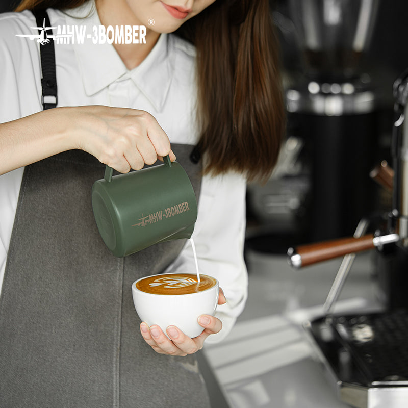 MHW Flagship 5.0-Glossy Milk Pitcher - Silver