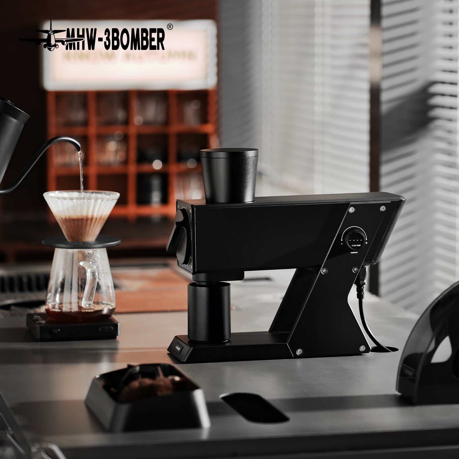 MHW-3BOMBER F74 Navigator Electric Coffee Grinder - White